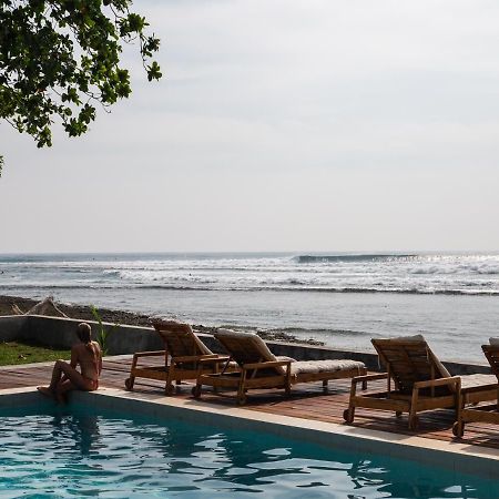 The Ujung Bocur Bungalows Krui Buitenkant foto
