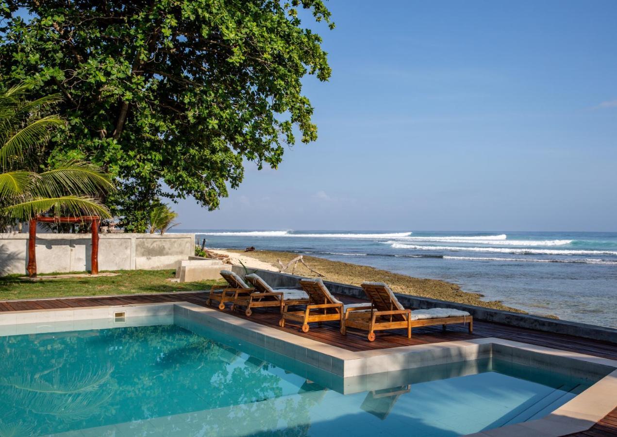The Ujung Bocur Bungalows Krui Buitenkant foto